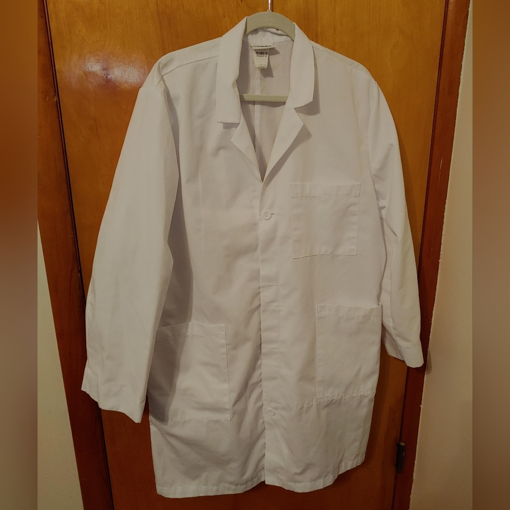 Life Uniform Long White Lab Coat size 44 Medical Healthcare Lab Doctor